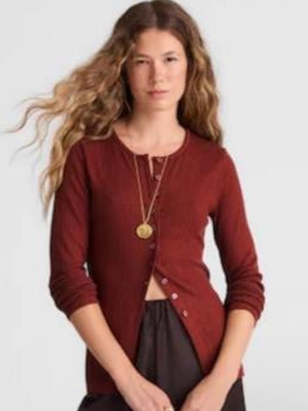 Madewell Textural Cutaway Crewneck Cardigan in Deep Redwood